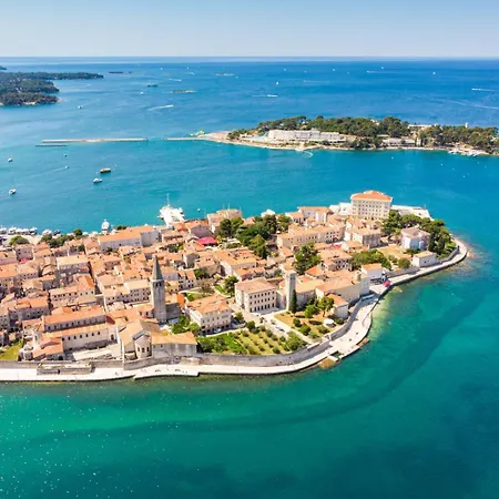 Robinson House In Vrvari With Balcony, Air Conditioning, Wifi, Dishwasher 5195-2 Holiday home Porec